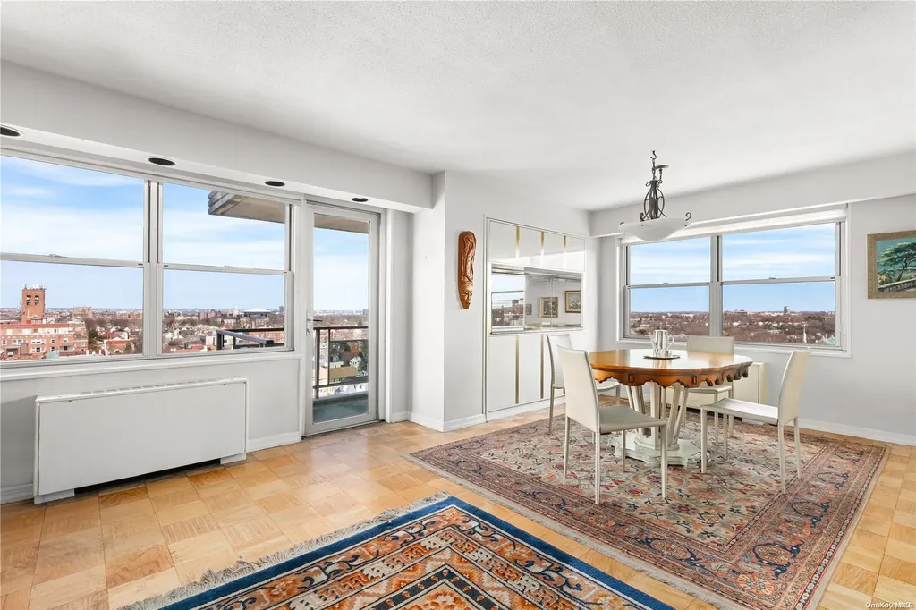 70-31 108 Forest Hills NY 11375