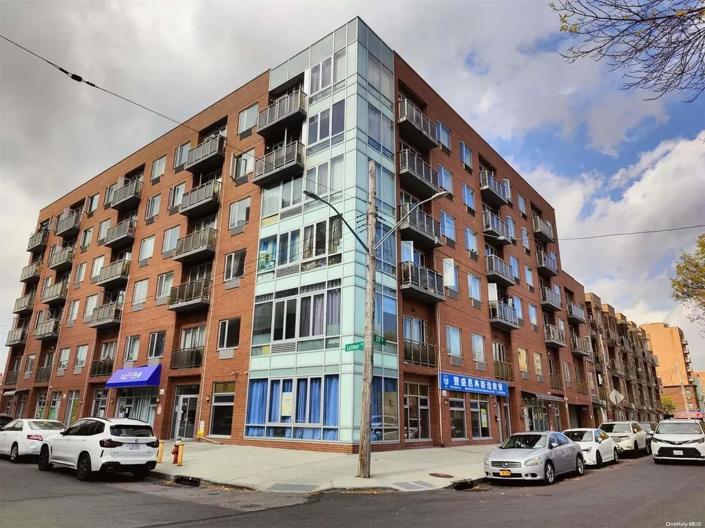 136-21 Latimer Place Flushing NY 11354