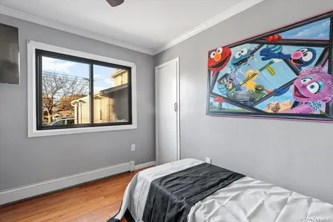 142-25 Latham Lane Jamaica NY 11434