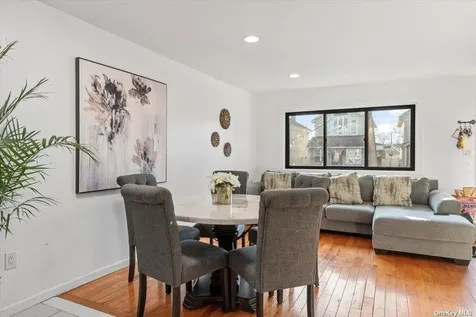 142-25 Latham Lane Jamaica NY 11434
