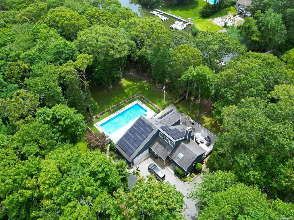 18 Inlet View Path East Moriches NY 11940