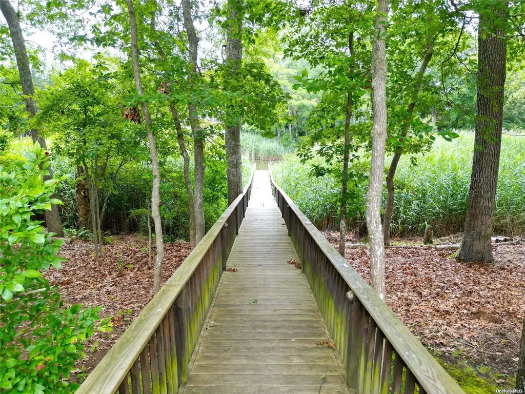 18 Inlet View Path East Moriches NY 11940