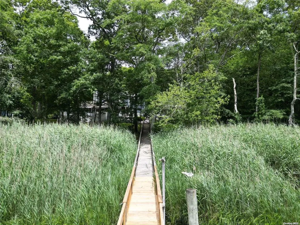 18 Inlet View Path East Moriches NY 11940