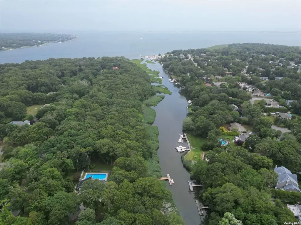 18 Inlet View Path East Moriches NY 11940