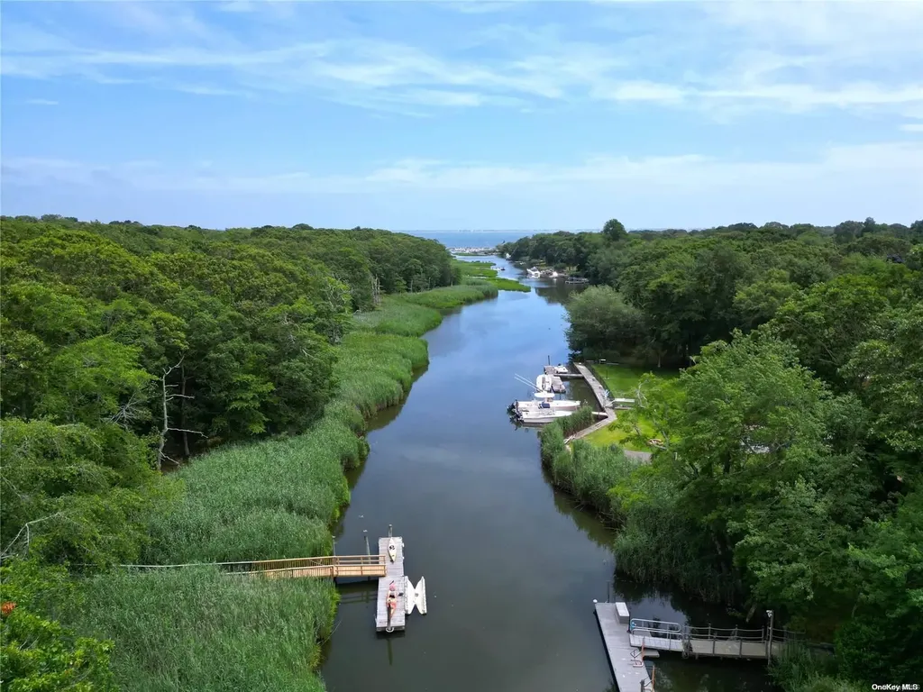 18 Inlet View Path East Moriches NY 11940