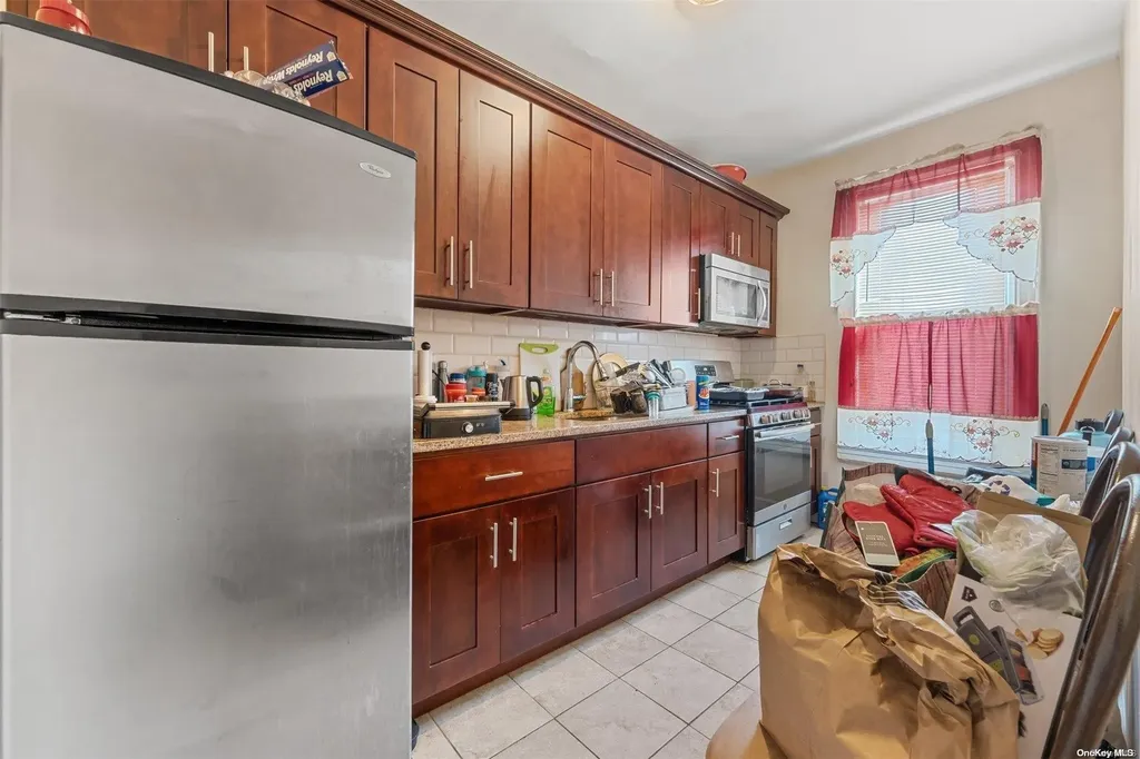 4522 Barnes Avenue Bronx NY 10466