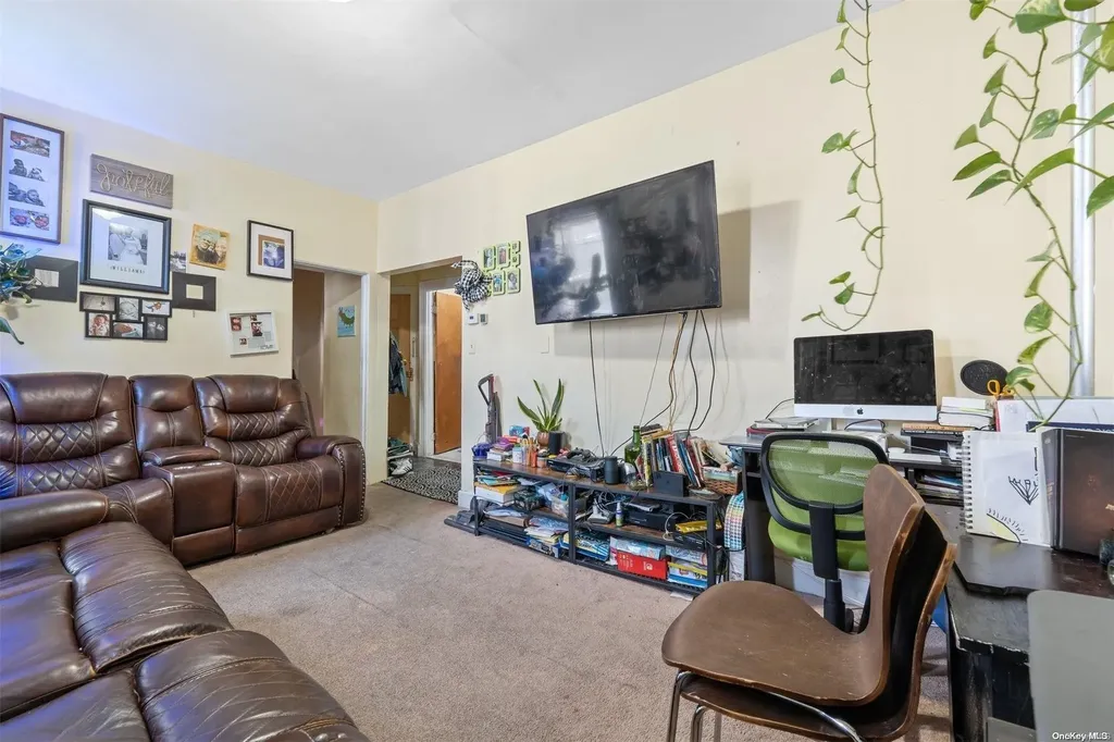 4522 Barnes Avenue Bronx NY 10466