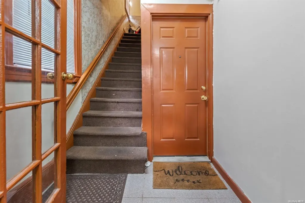 4522 Barnes Avenue Bronx NY 10466