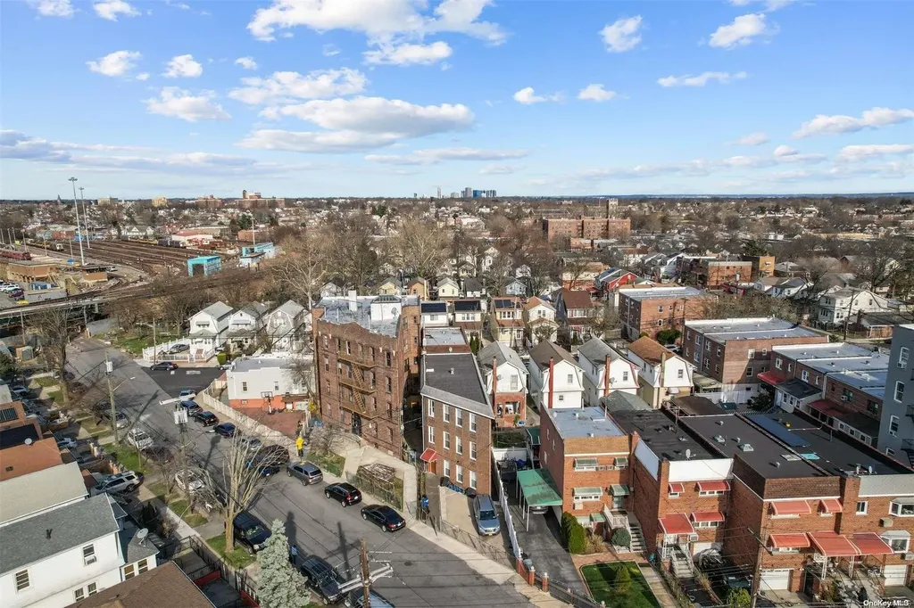 4522 Barnes Avenue Bronx NY 10466