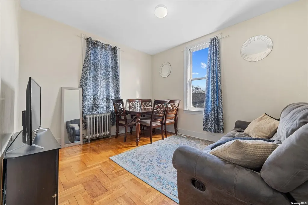4522 Barnes Avenue Bronx NY 10466