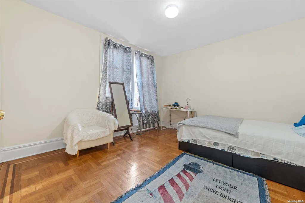 4522 Barnes Avenue Bronx NY 10466