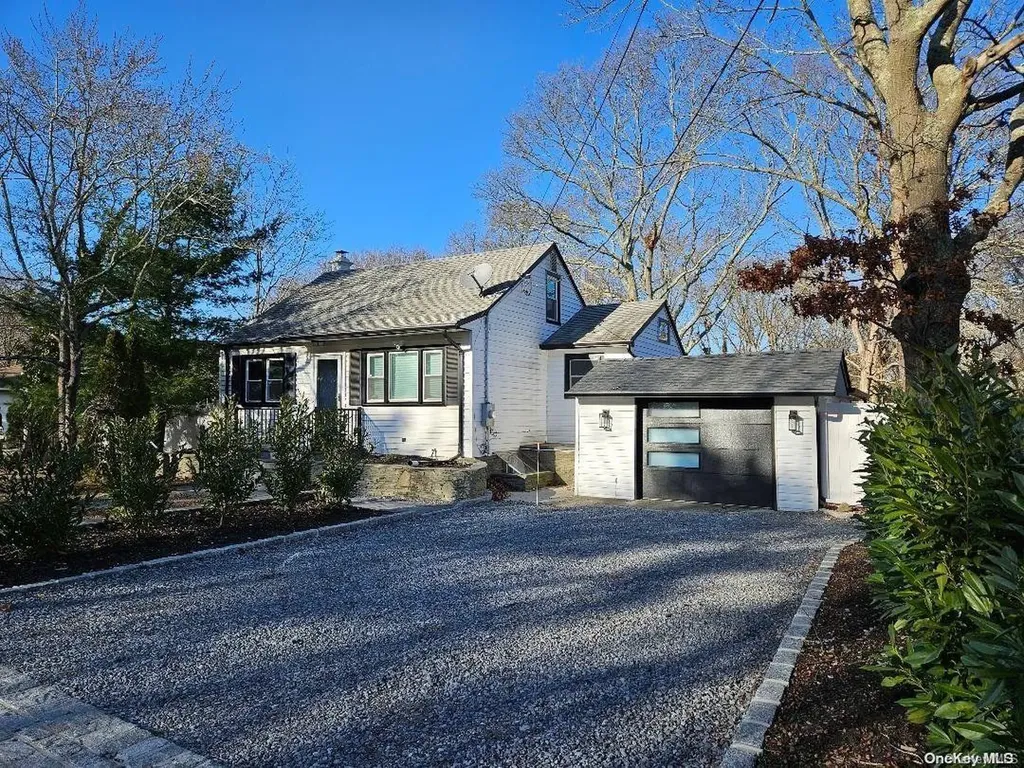 109 Winters Drive Mastic NY 11950