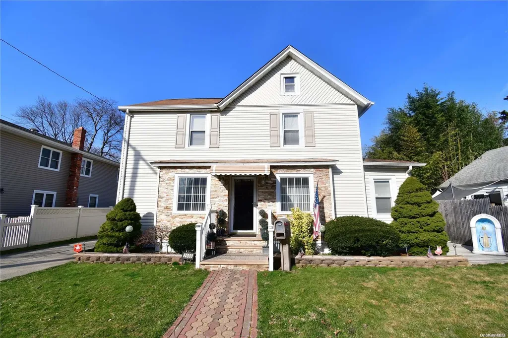 2680 Central Avenue Baldwin NY 11510