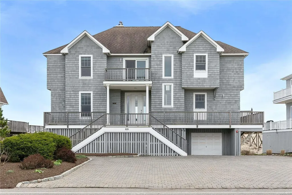 835 Dune Road Westhampton Beach NY 11978