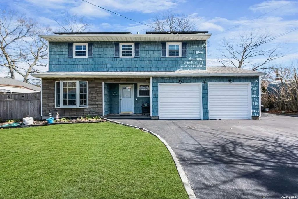 91 Ronkonkoma Boulevard Centereach NY 11720