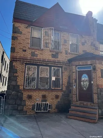 60-56 60th Road Maspeth NY 11378