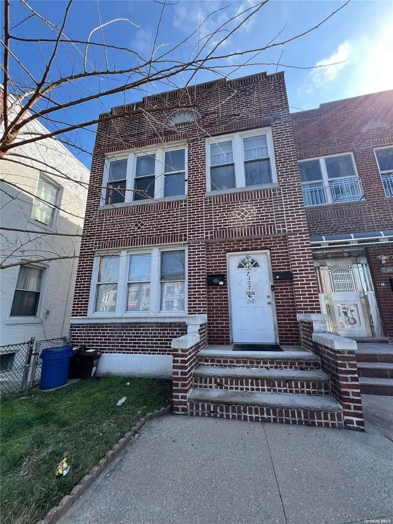 7307 6th Avenue Brooklyn NY 11209