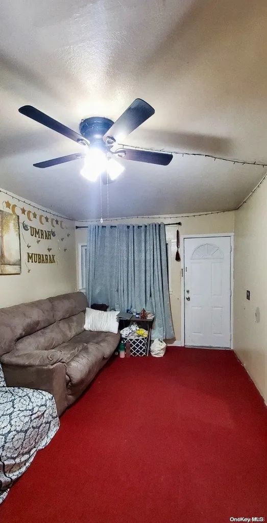 61 Oakley Avenue Elmont NY 11003