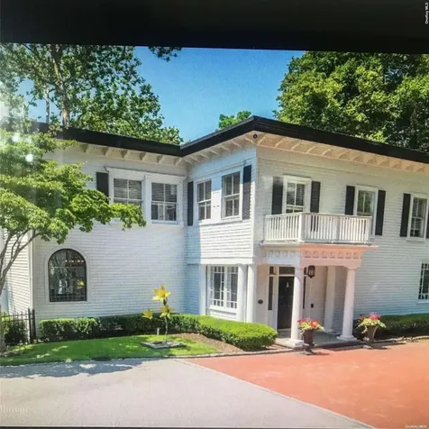 16 Sunset Road Great Neck NY 11024
