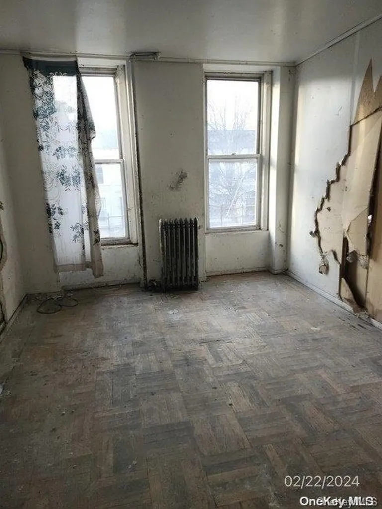 689 Greene Avenue Bed-stuy NY 11221
