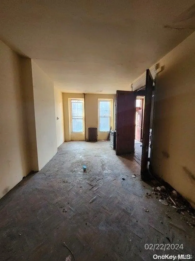689 Greene Avenue Bed-stuy NY 11221