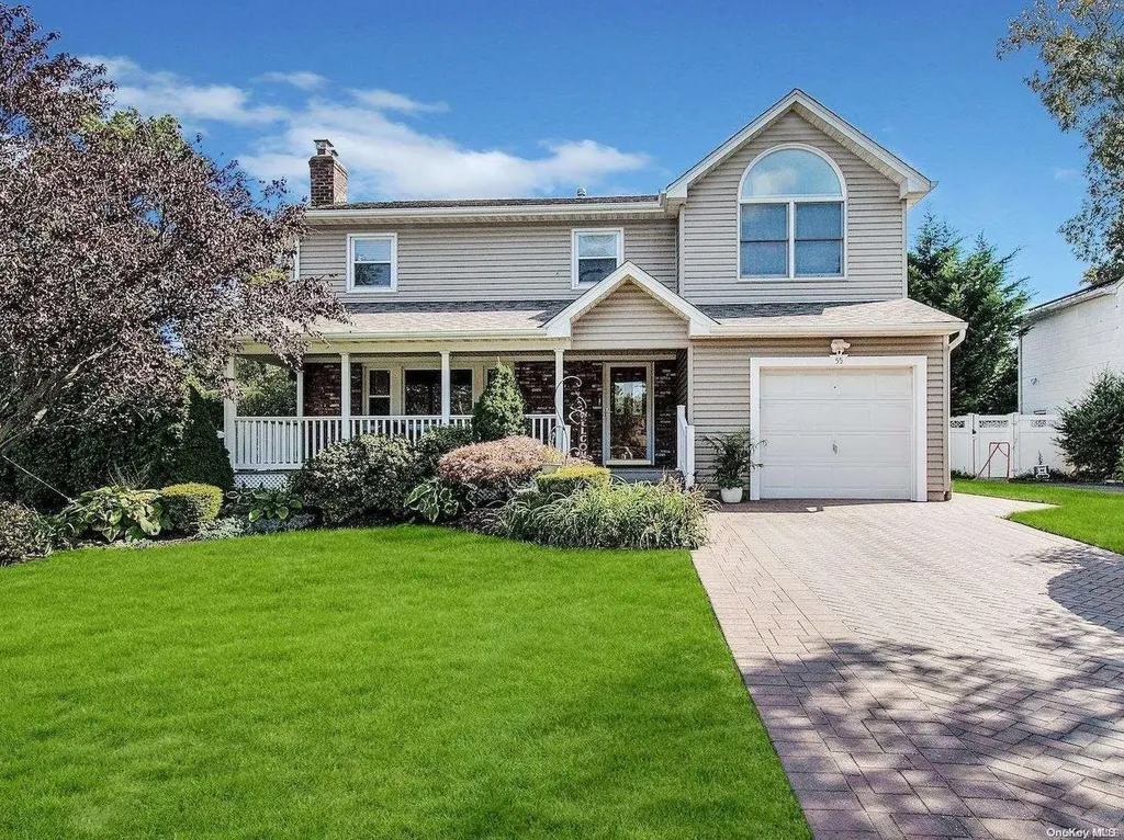 55 Apple Tree Drive Hauppauge NY 11788