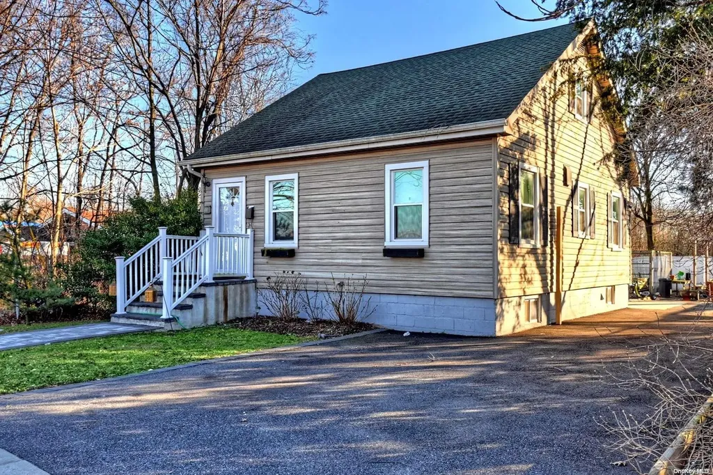 10 N Jerusalem Road Wantagh NY 11793