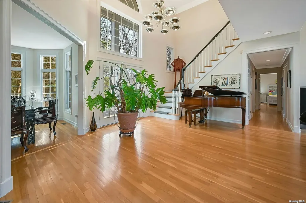 2 Grape Arbor Lane East Hampton NY 11937