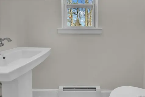 N/c Rustic Road Lake Ronkonkoma NY 11779