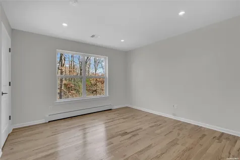 N/c Rustic Road Lake Ronkonkoma NY 11779