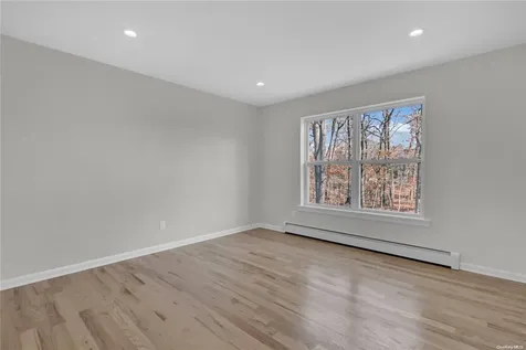 N/c Rustic Road Lake Ronkonkoma NY 11779