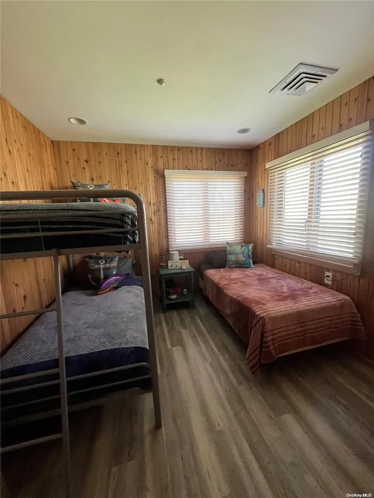 332 Dehnoff Walk Ocean Beach NY 11770