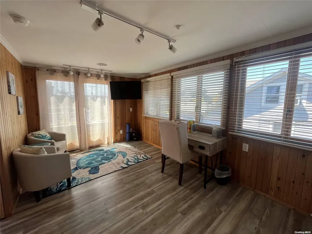 332 Dehnoff Walk Ocean Beach NY 11770