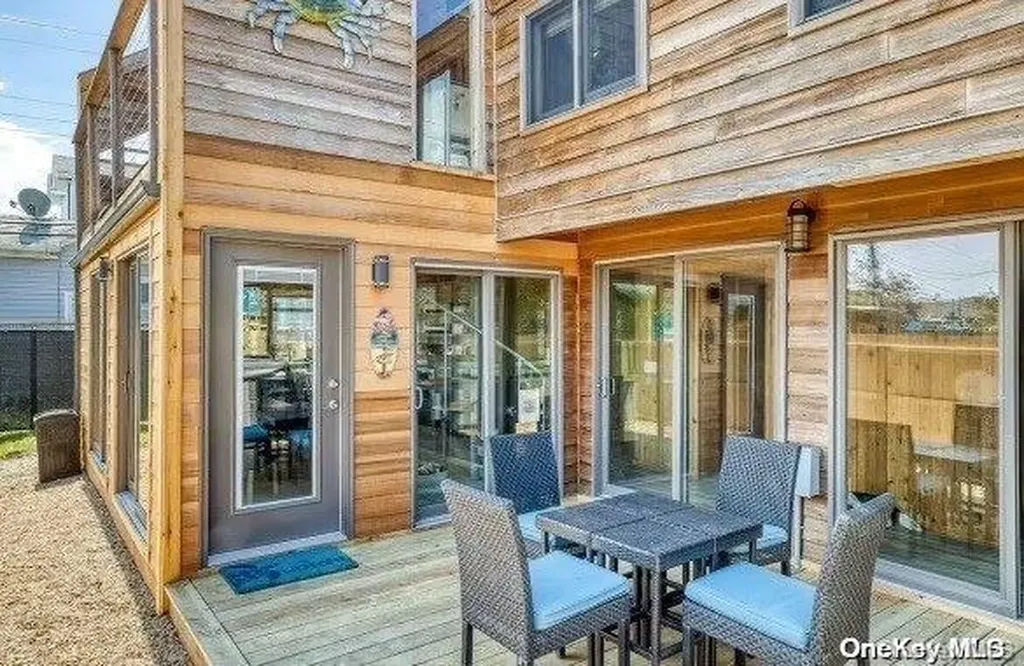 332 Dehnoff Walk Ocean Beach NY 11770