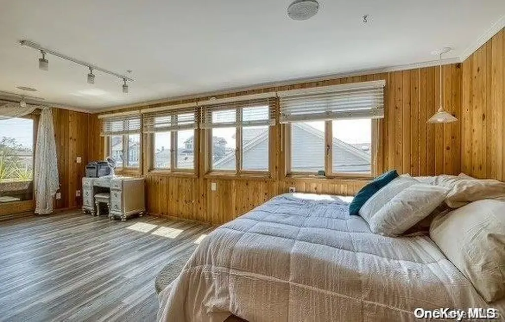 332 Dehnoff Walk Ocean Beach NY 11770