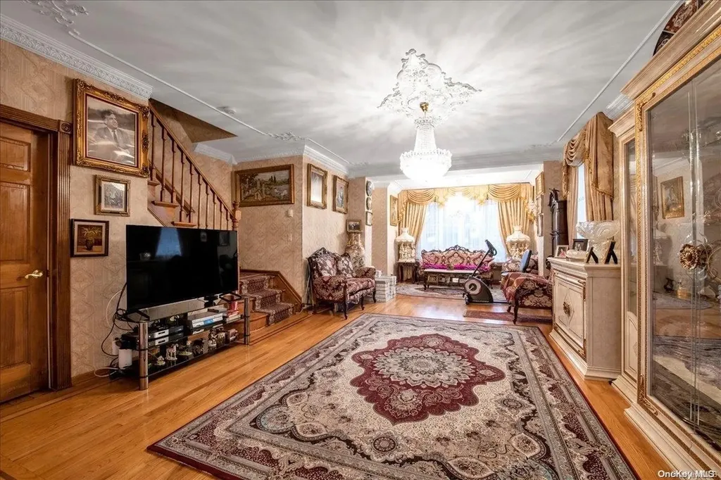 102-01 62nd Road Forest Hills NY 11375