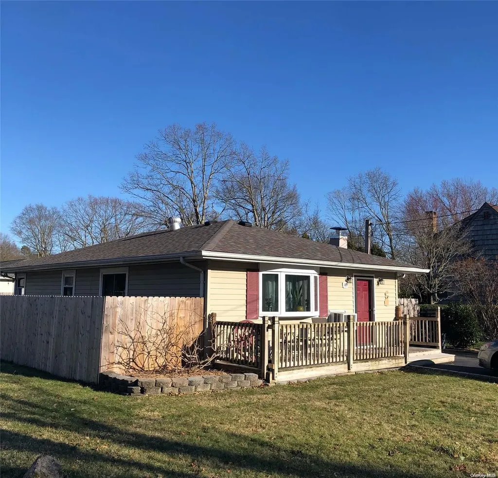 49 Abbott Avenue Mastic NY 11950