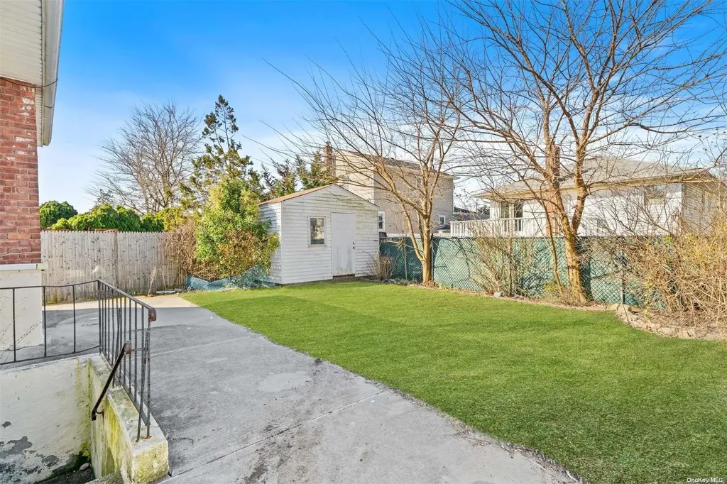 3276 Murdock Avenue Oceanside NY 11572