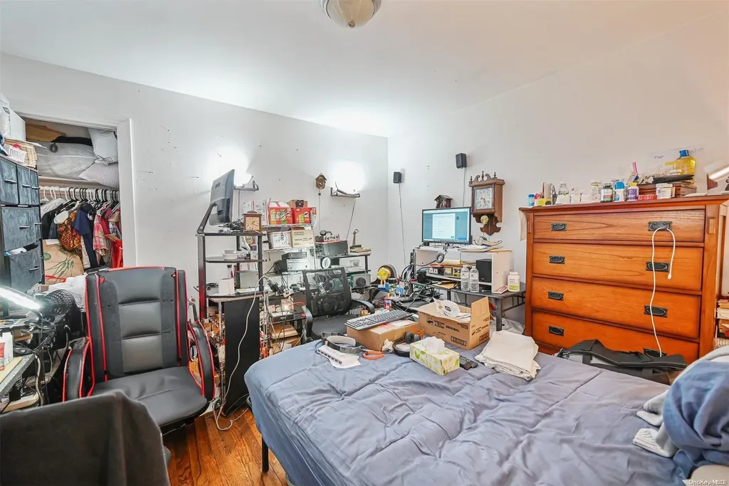 39 E Walnut Street Central Islip NY 11722