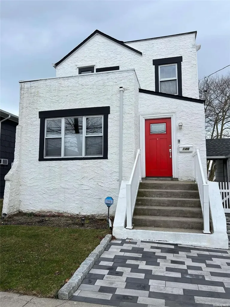 146 Kingston Boulevard Island Park NY 11558