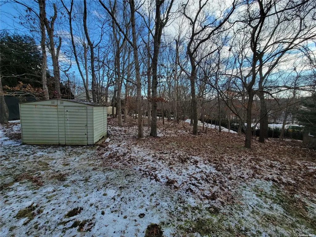 6 Hillside Drive E Sag Harbor NY 11963