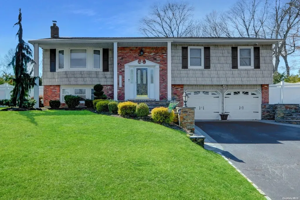 12 Chassyl Road Commack NY 11725
