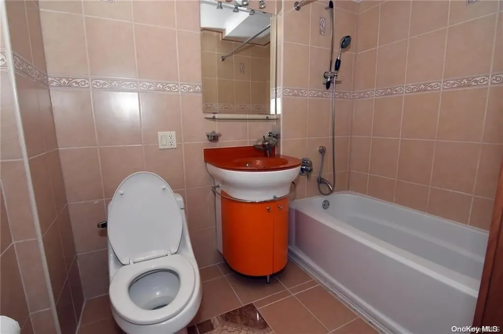 1495 E 28th Street Brooklyn NY 11229