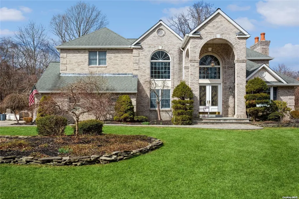 10 Esplanade Drive East Patchogue NY 11772