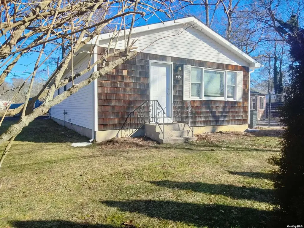 225 Moriches Avenue Mastic NY 11950