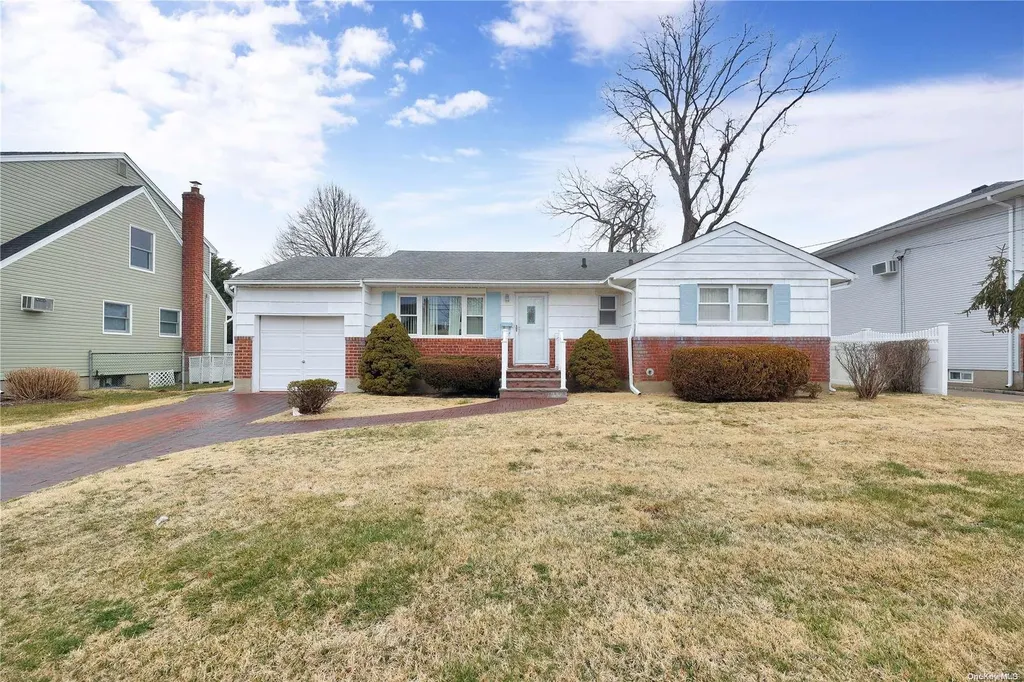 7 3rd Avenue Farmingdale NY 11735