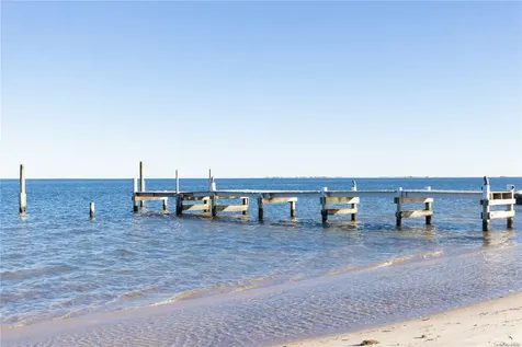16 Point Road Bellport Village NY 11713