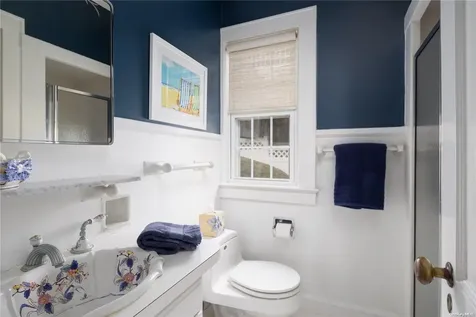 16 Point Road Bellport Village NY 11713