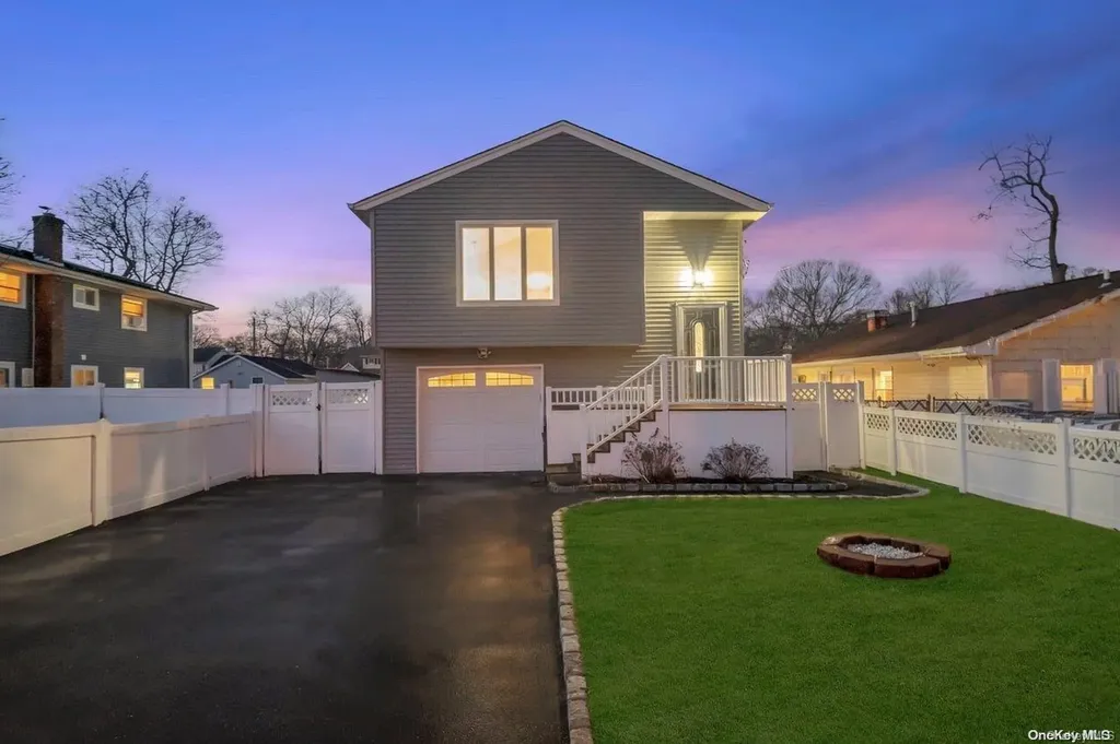 139 Moriches Avenue Mastic NY 11950