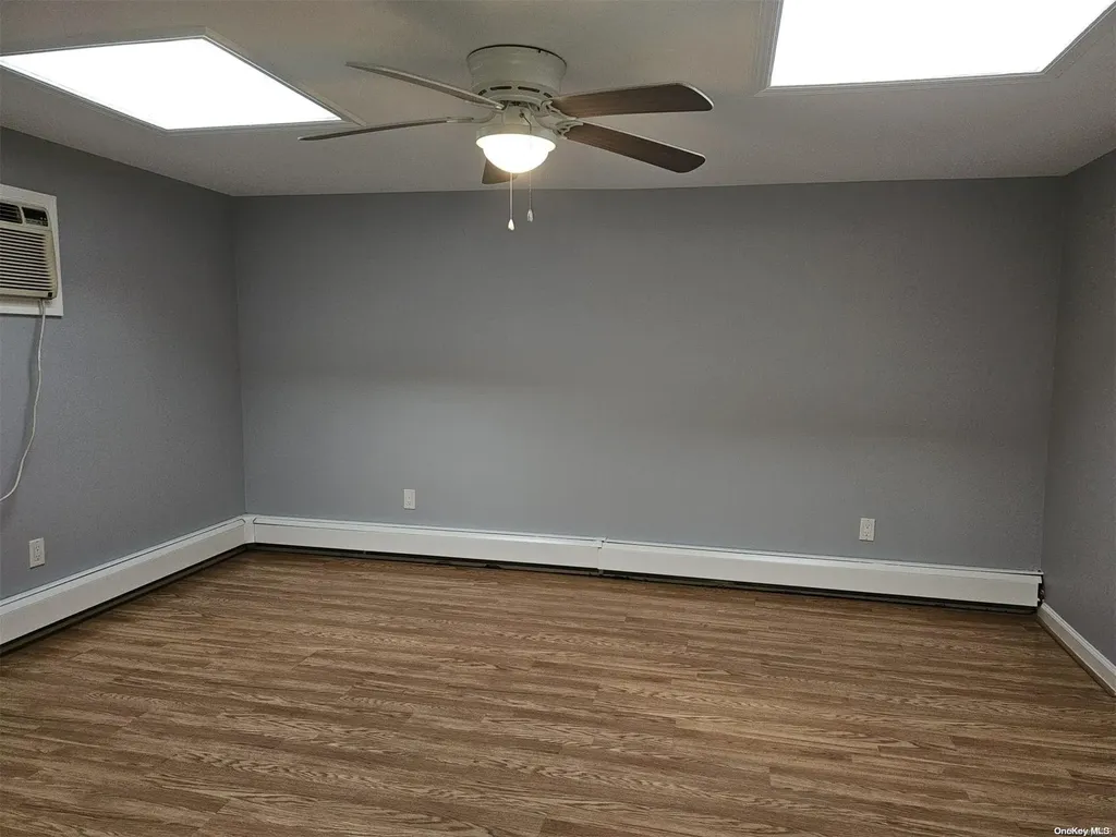 30 Walnut Road Inwood NY 11096